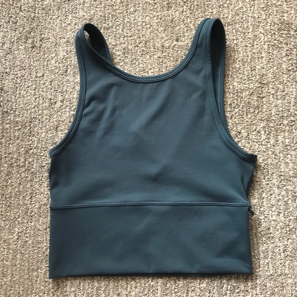 Lululemon power pivot tank